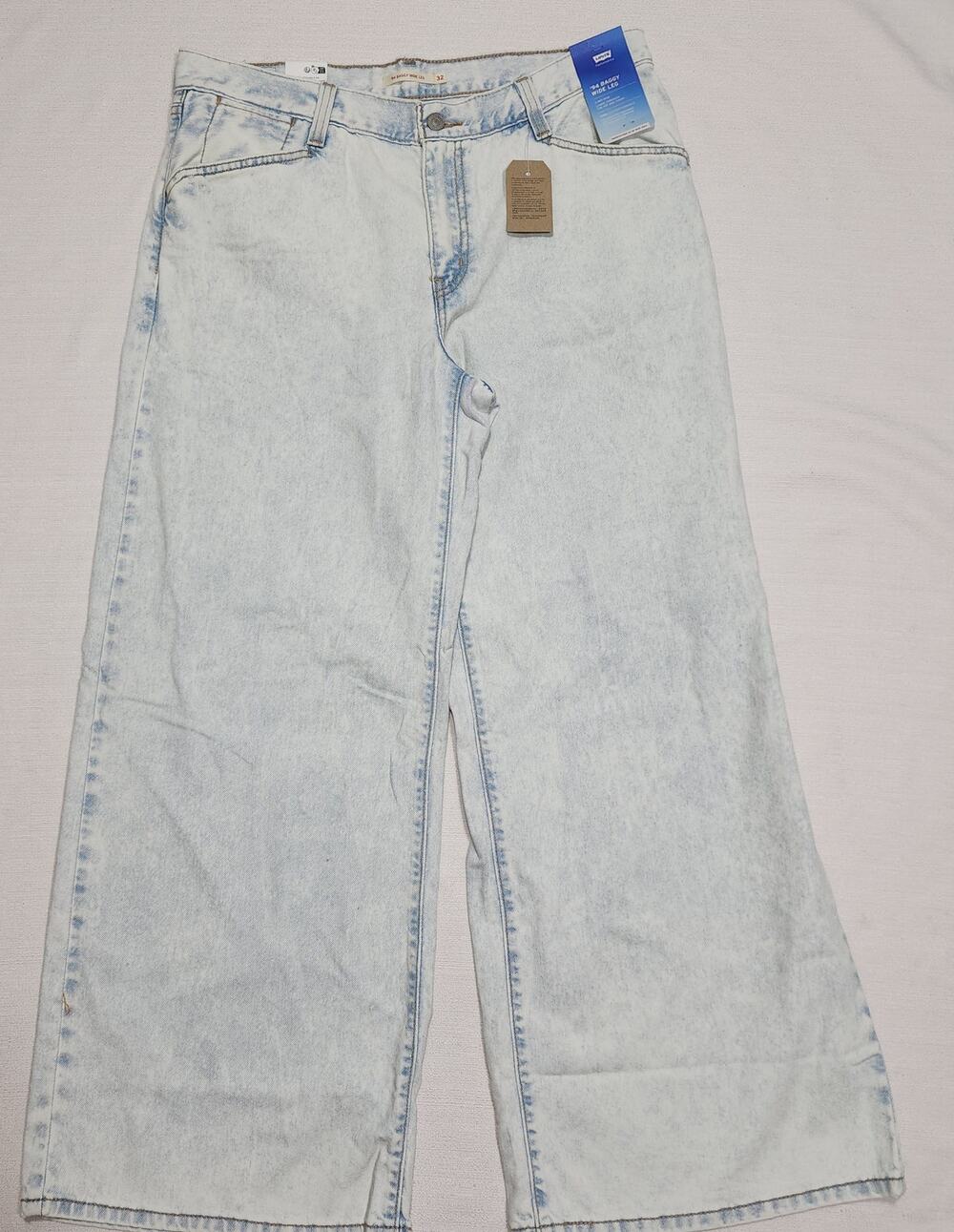 Levi's 94 baggy wide leg mid rise loose hips and thigh W32''x L31'' women's